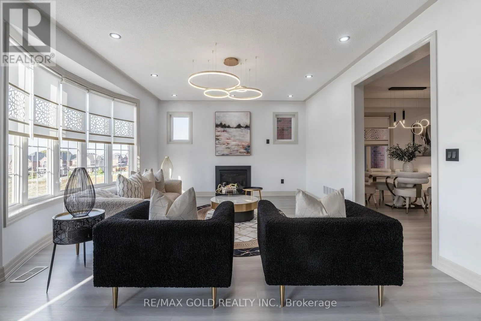 16 FRANK KELLY DRIVE