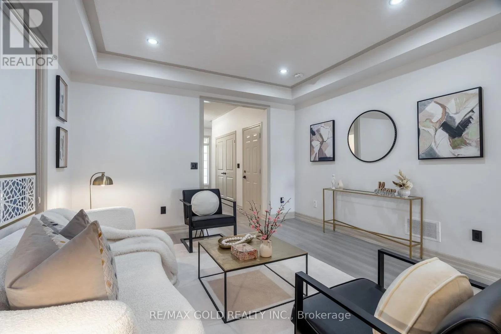 16 FRANK KELLY DRIVE