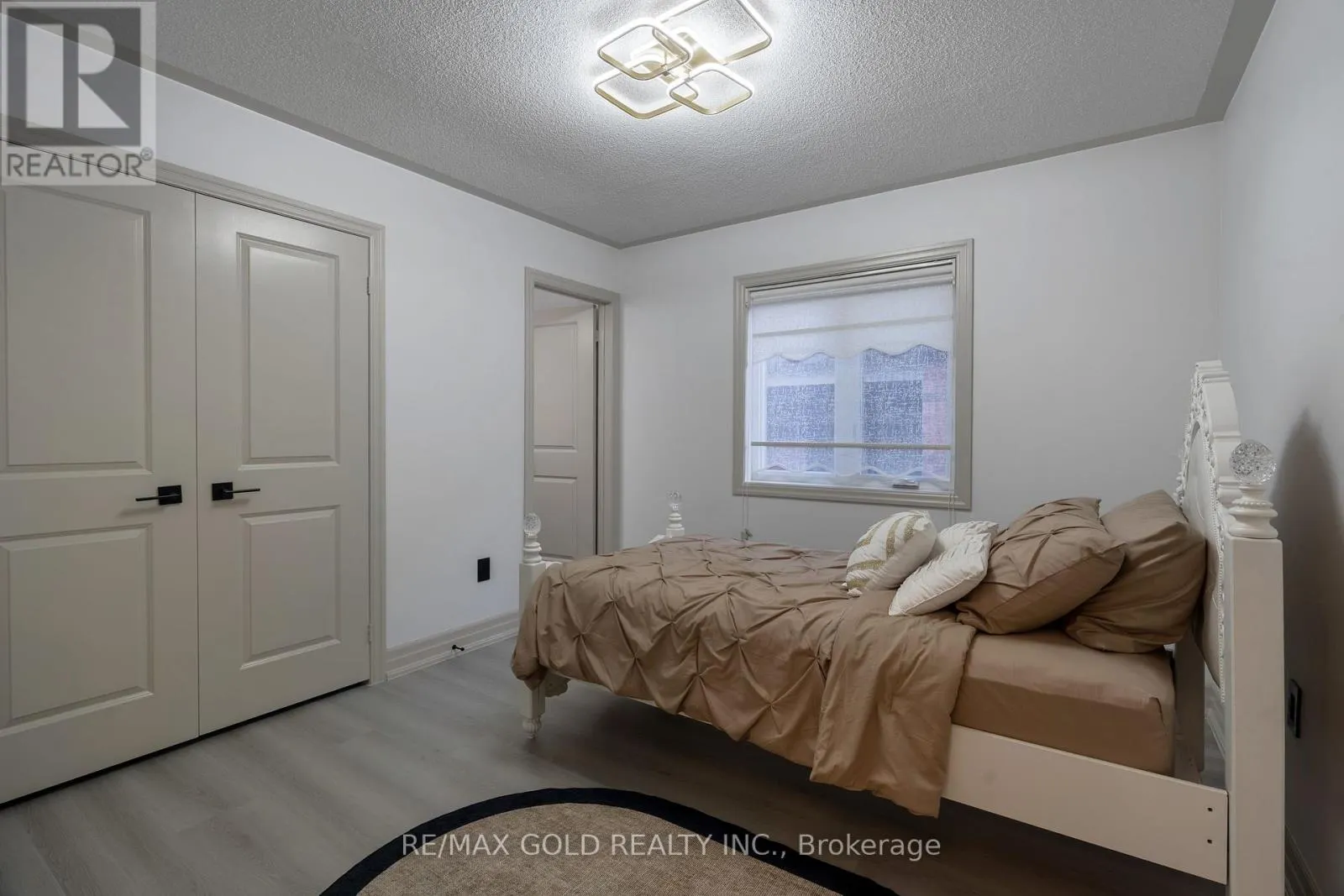 16 FRANK KELLY DRIVE