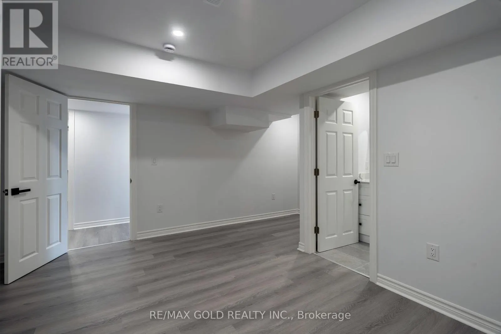 16 FRANK KELLY DRIVE