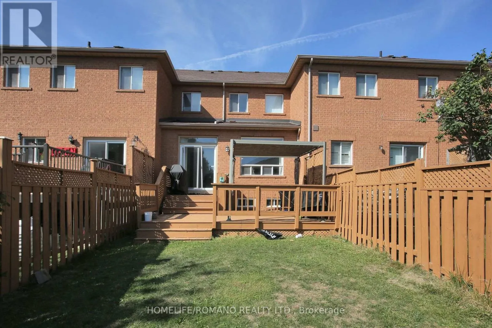 37 RIDGEWAY COURT