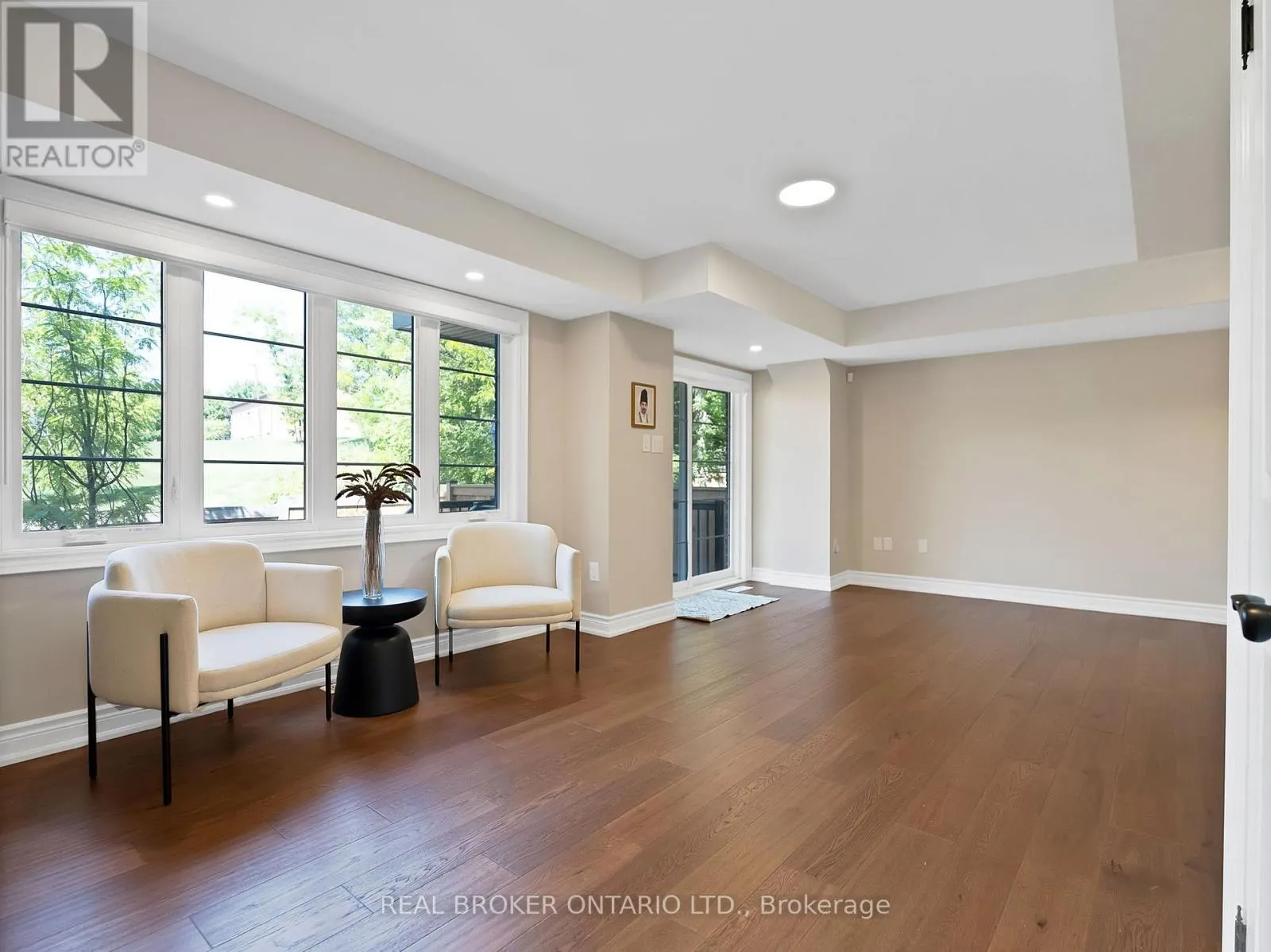 30 ISLAND GREEN LANE