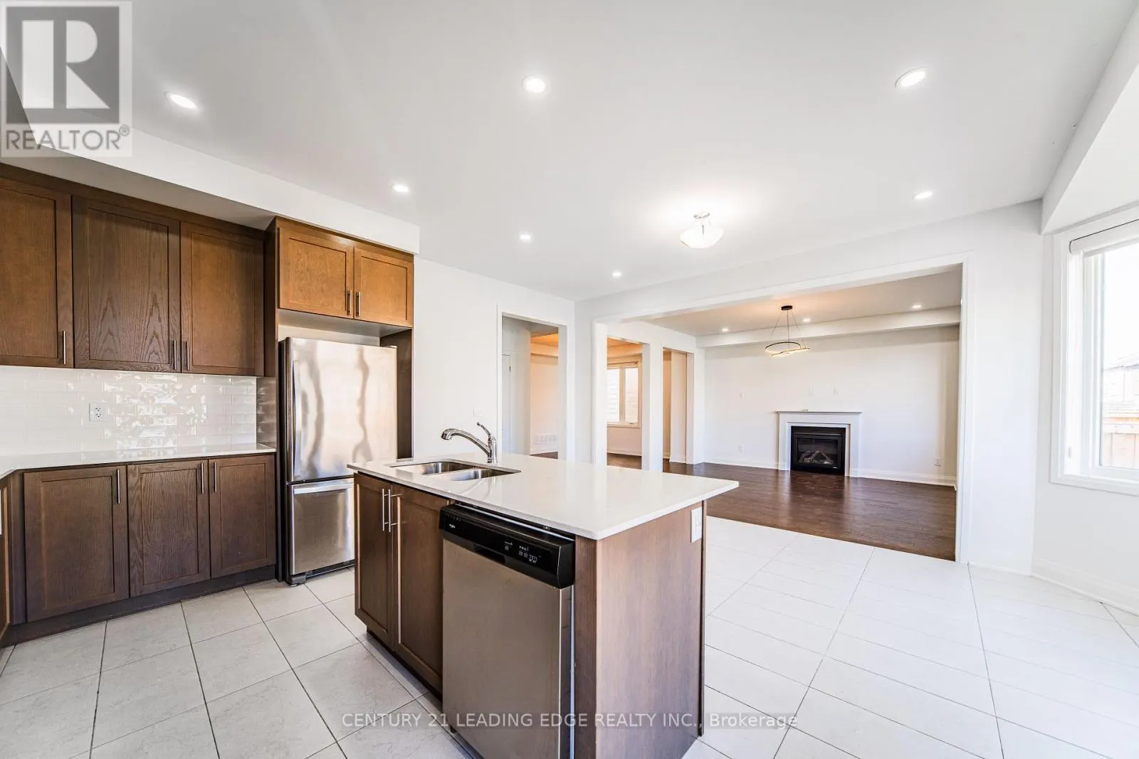 21 MARLENE JOHNSTON DRIVE