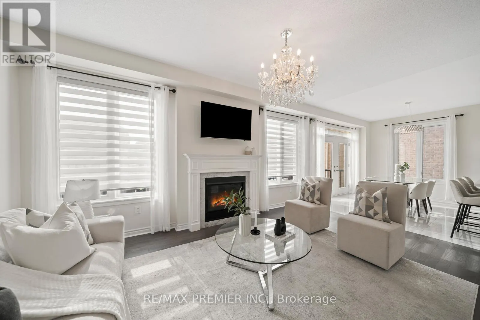 30 BANNOCKBURN DRIVE