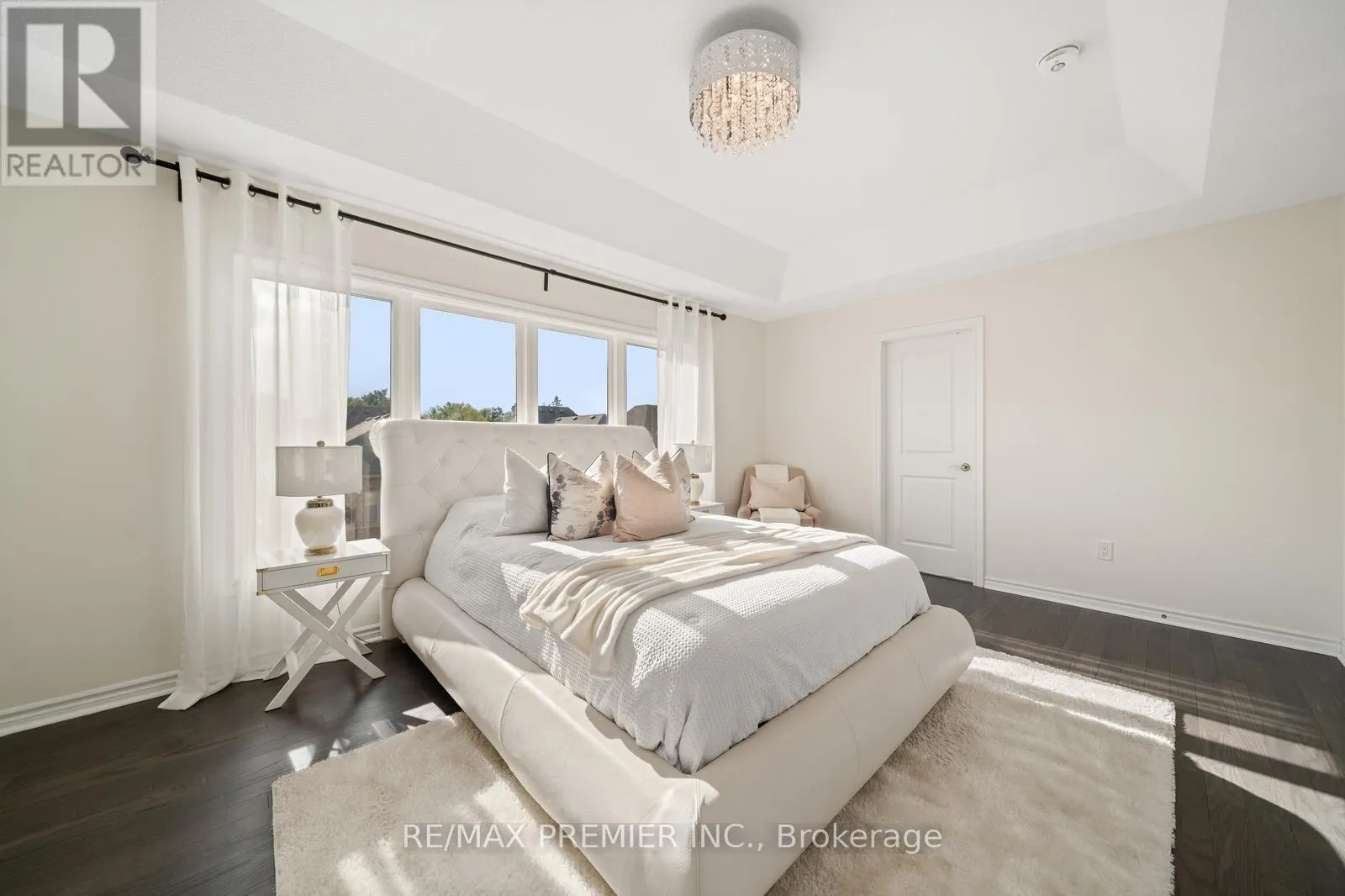 30 BANNOCKBURN DRIVE