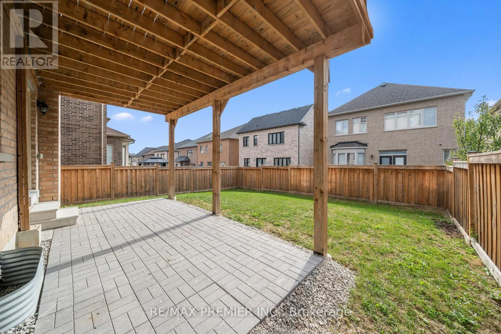 30 BANNOCKBURN DRIVE