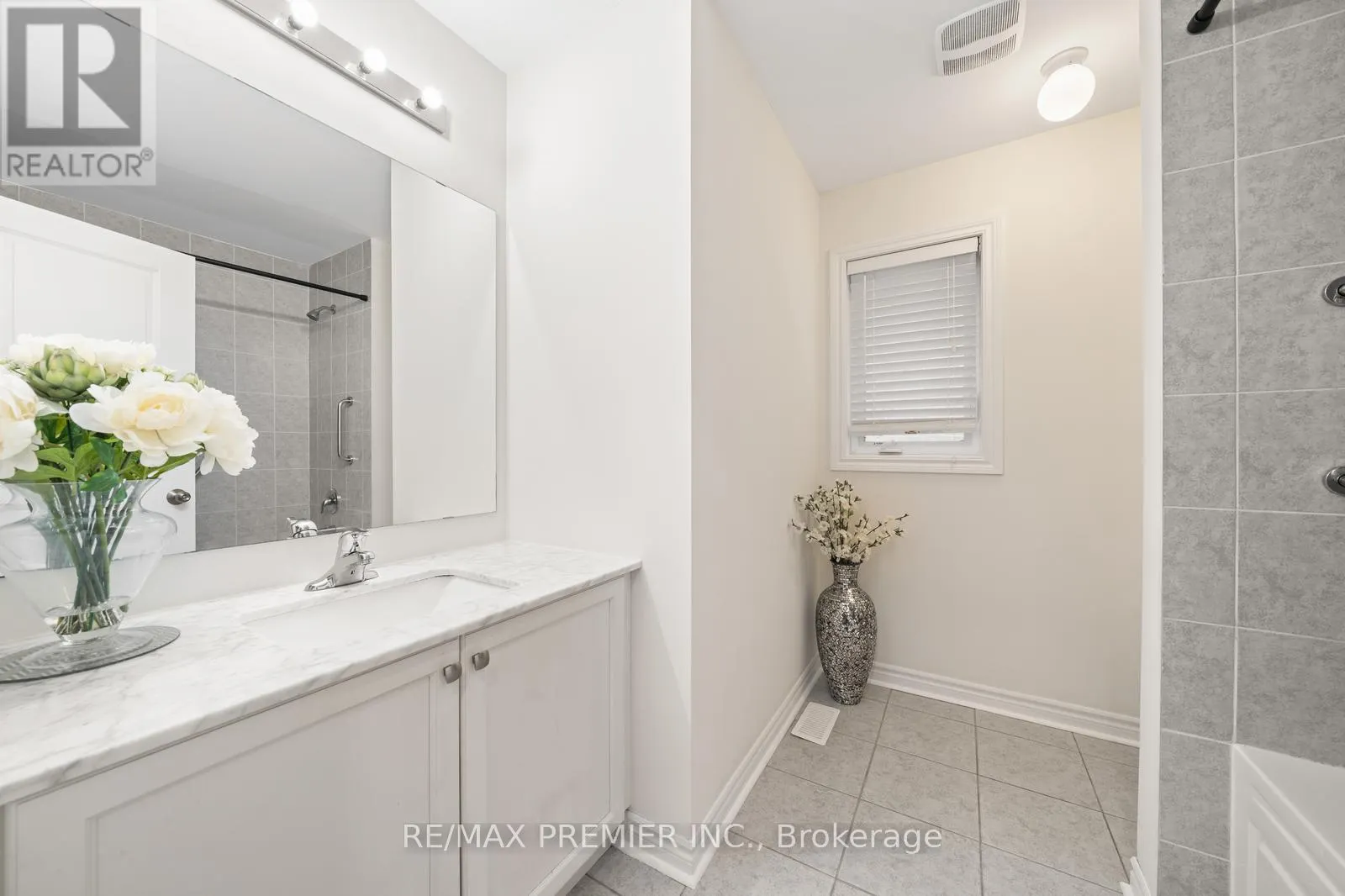 30 BANNOCKBURN DRIVE