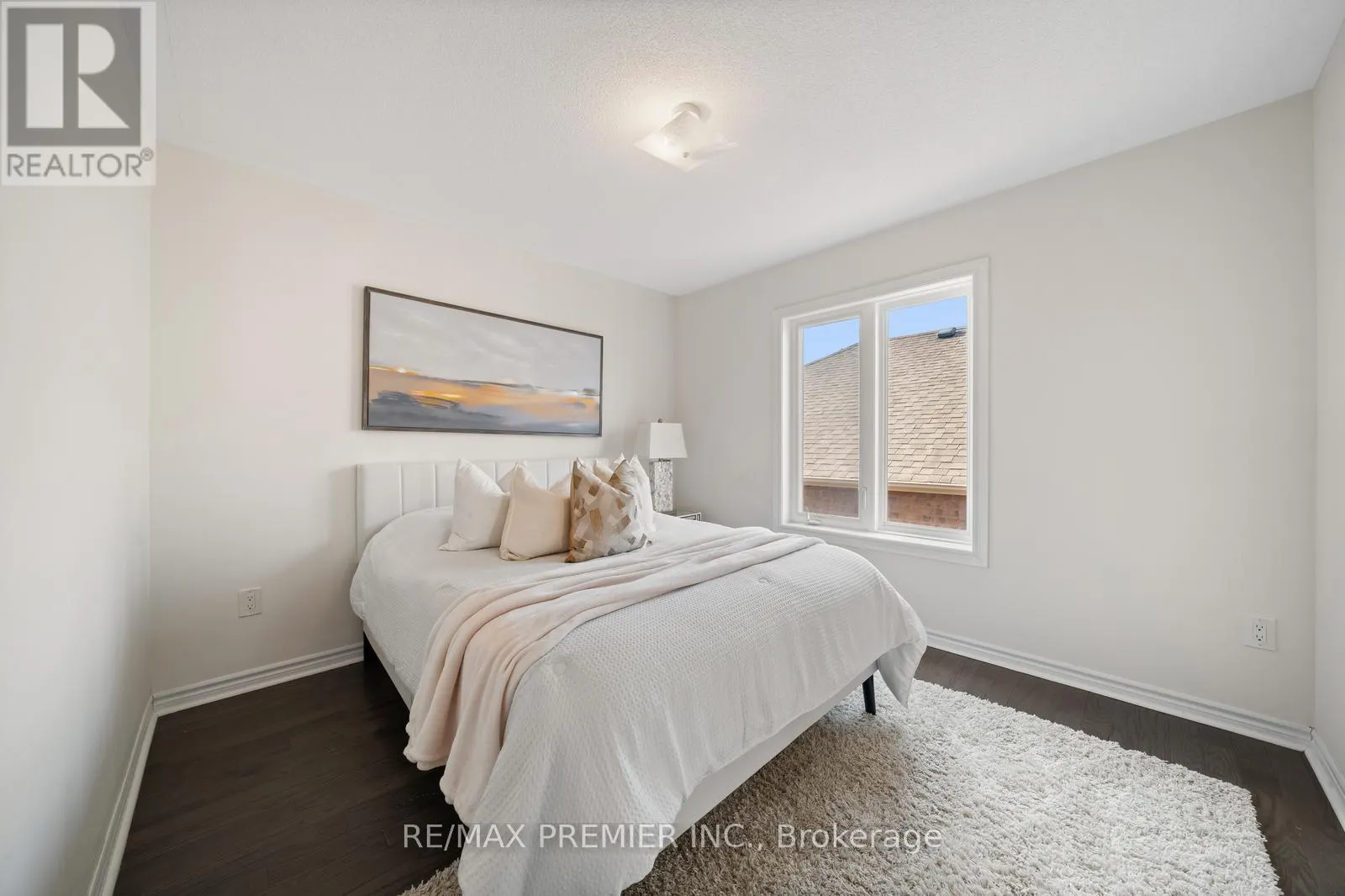 30 BANNOCKBURN DRIVE