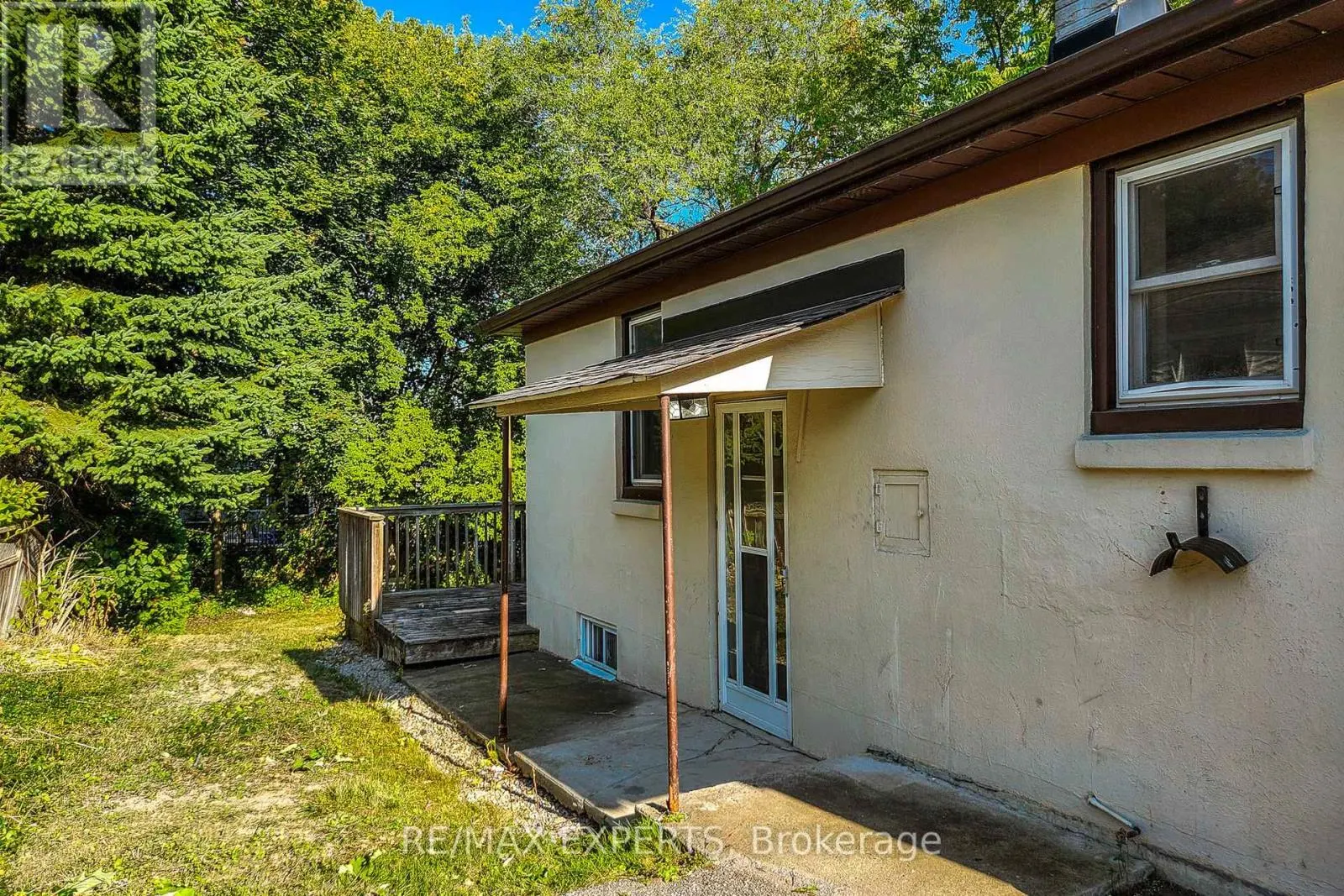 261 HELMER AVENUE