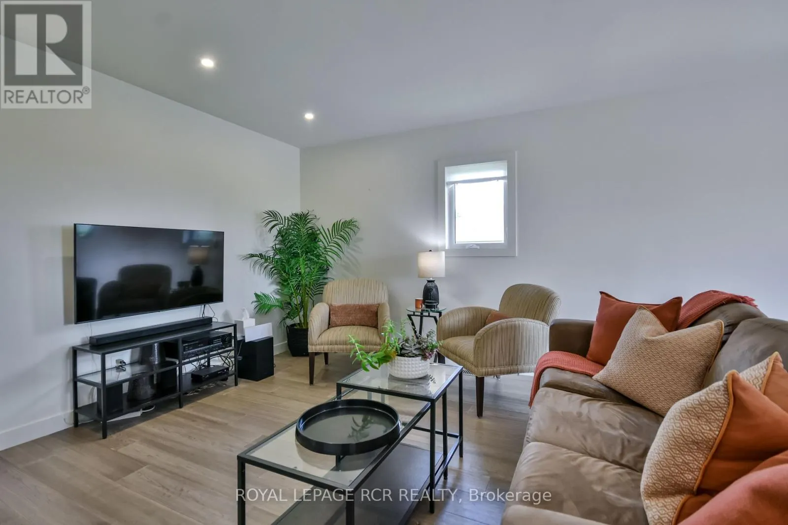 2075 GILFORD ROAD