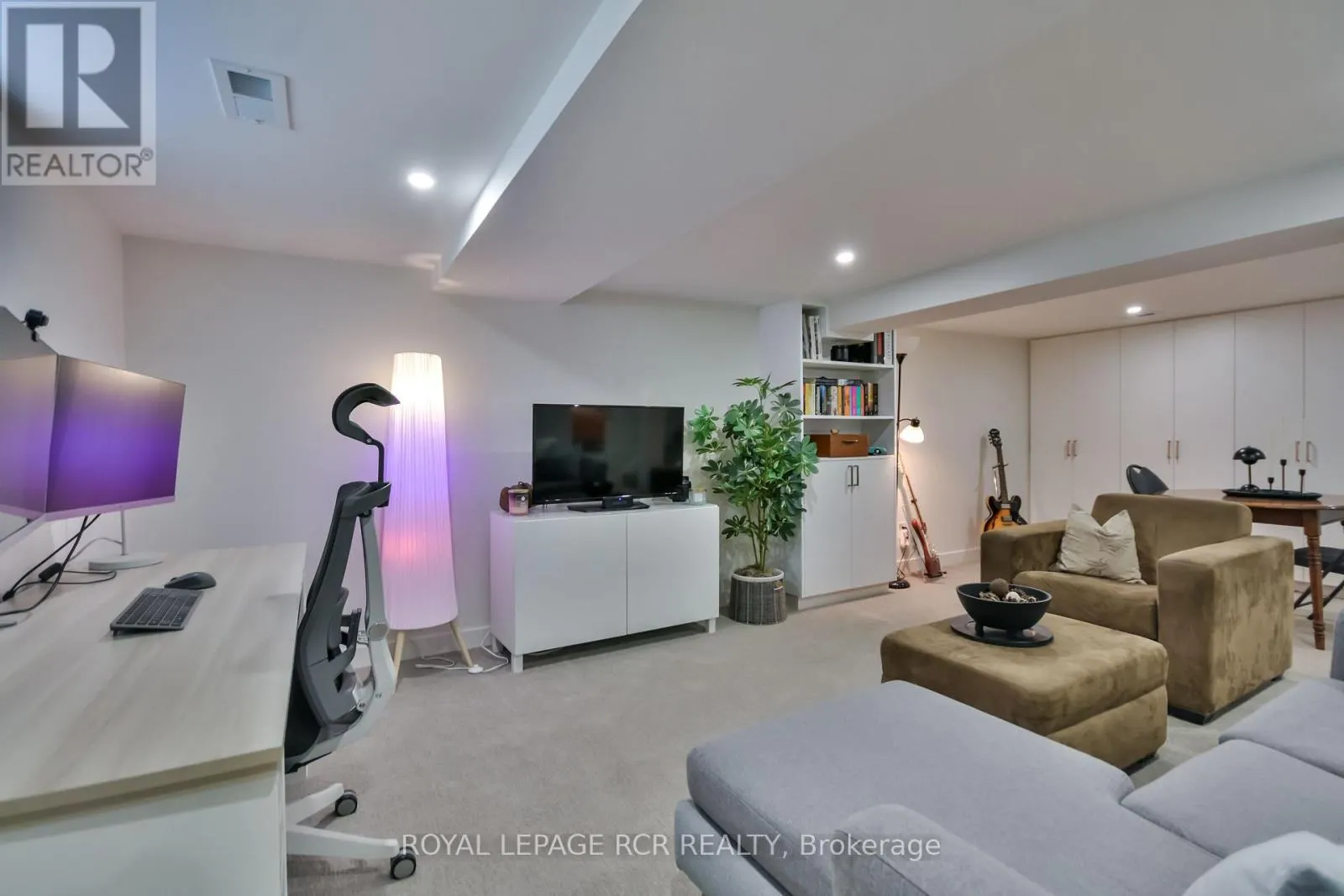 2075 GILFORD ROAD