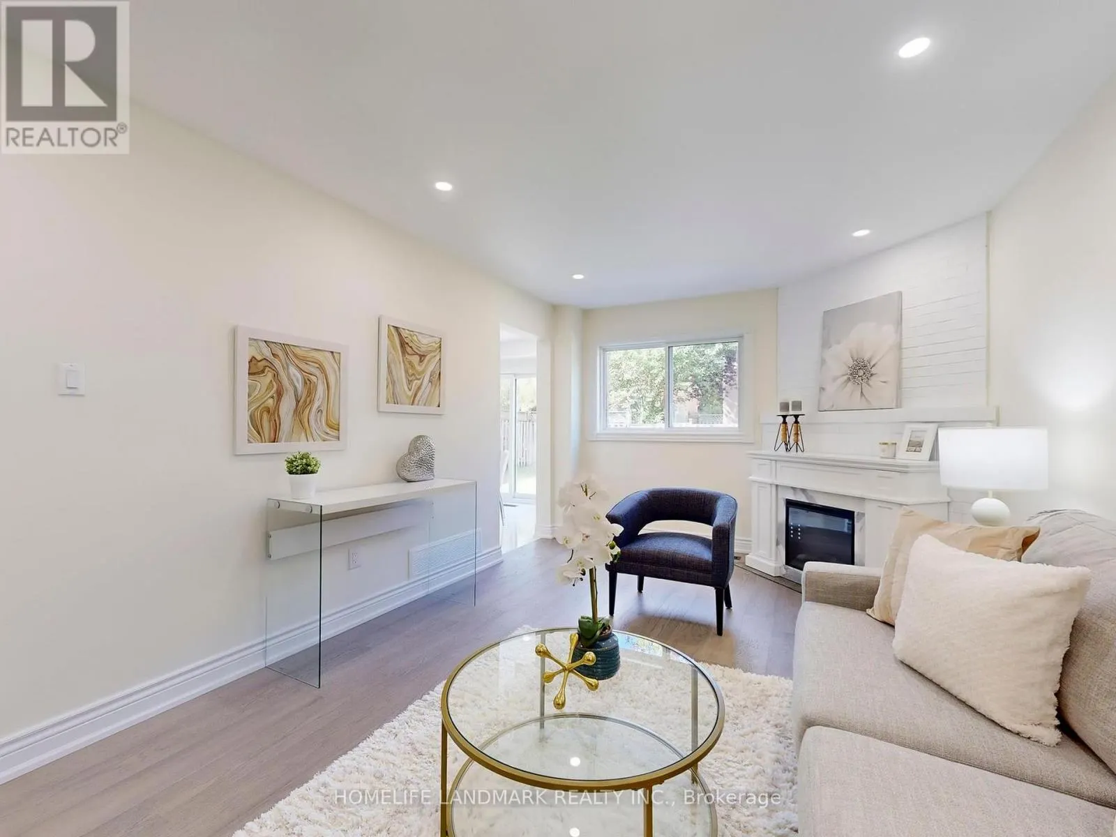 27 PENNY CRESCENT