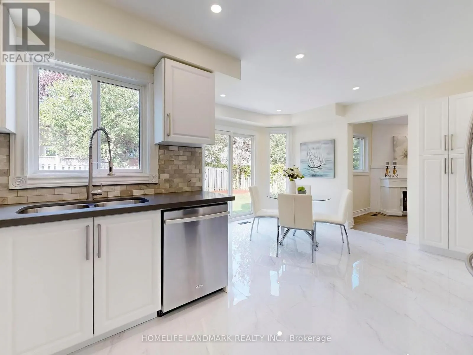 27 PENNY CRESCENT