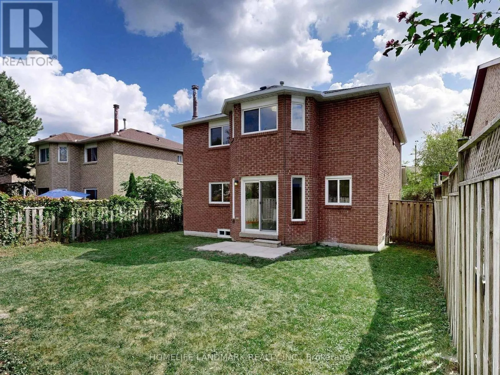 27 PENNY CRESCENT