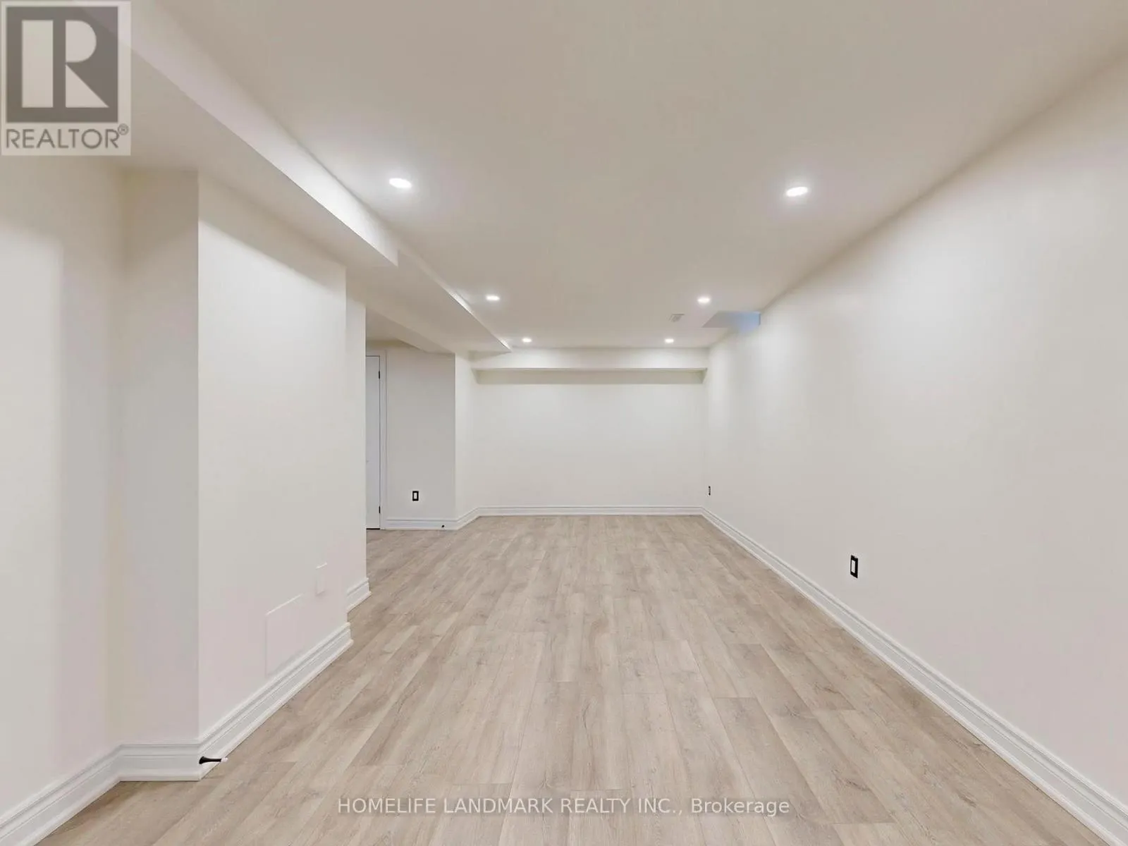27 PENNY CRESCENT