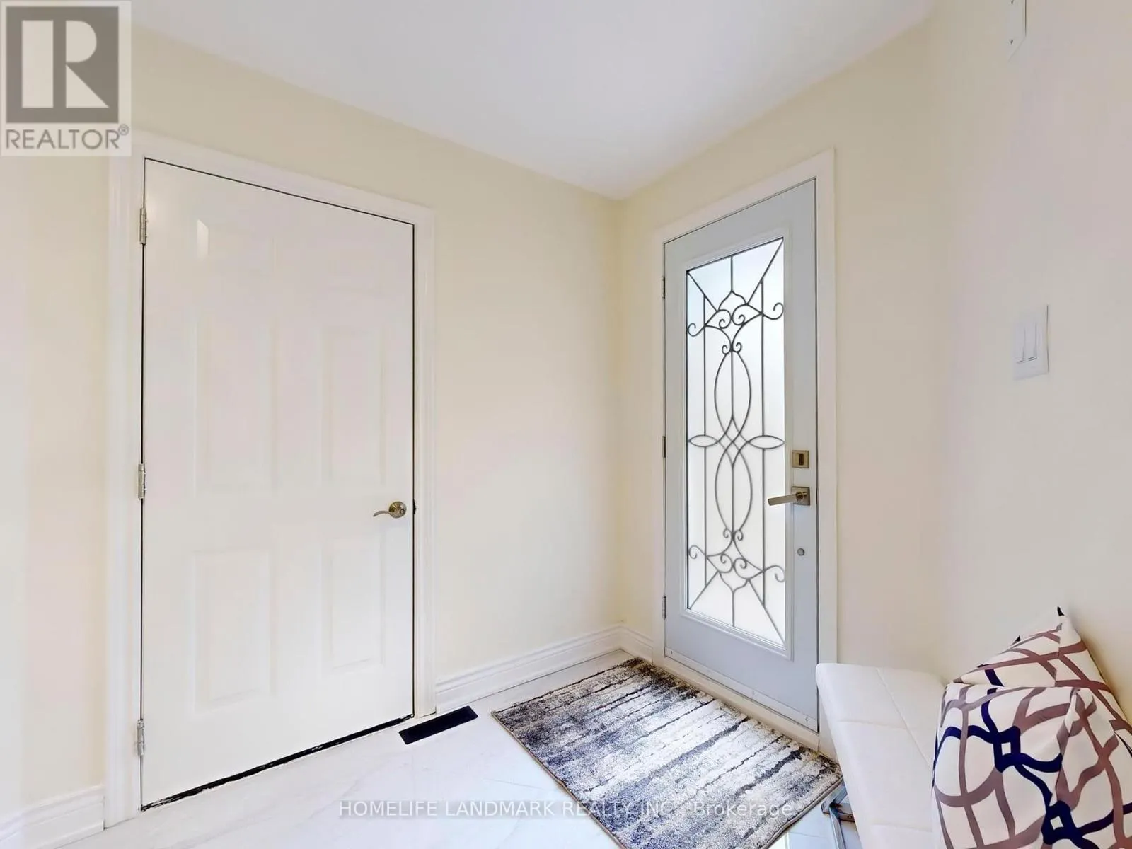 27 PENNY CRESCENT