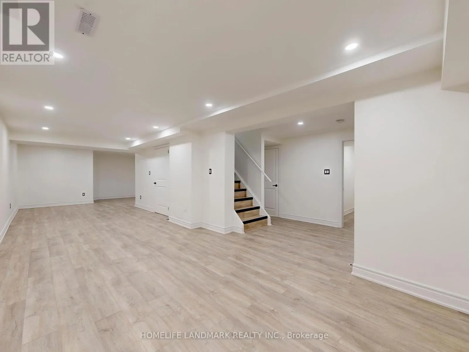 27 PENNY CRESCENT