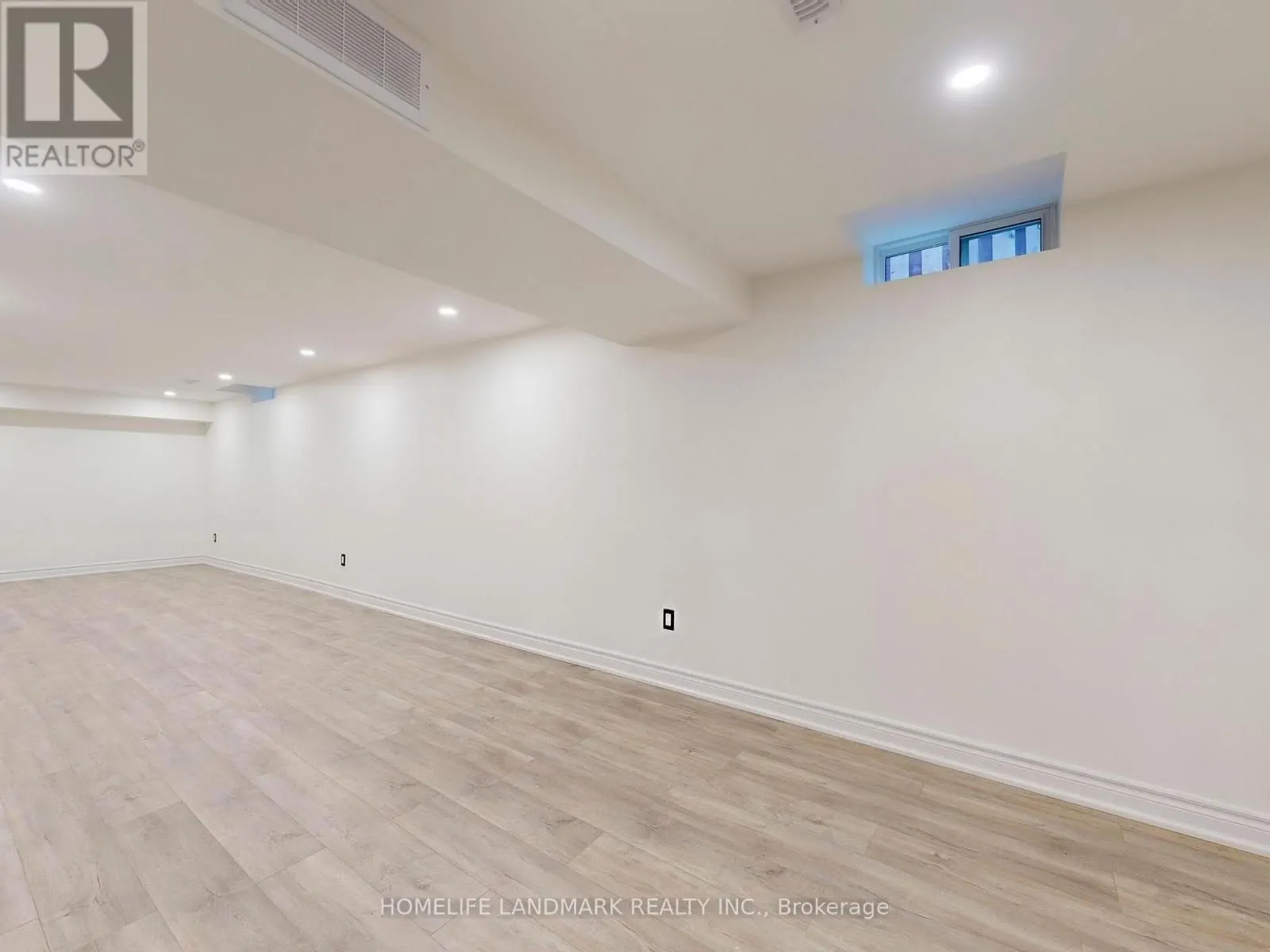 27 PENNY CRESCENT