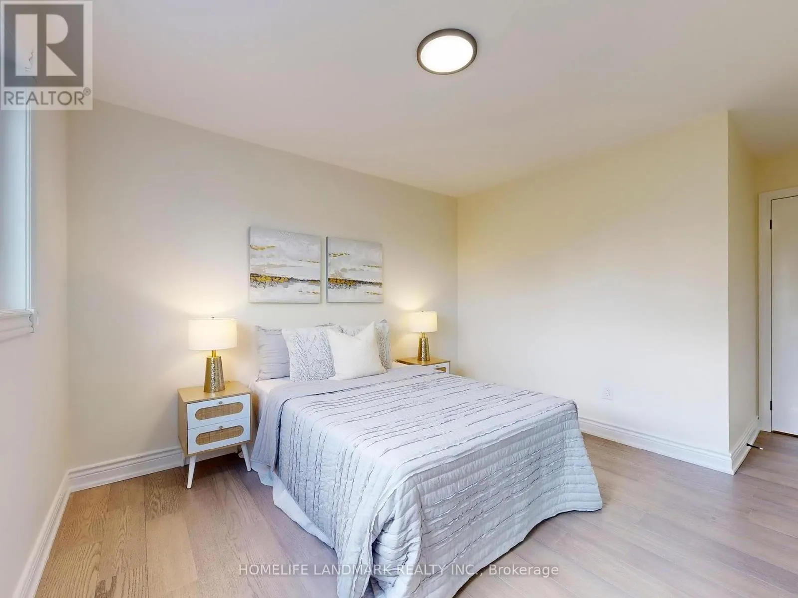 27 PENNY CRESCENT