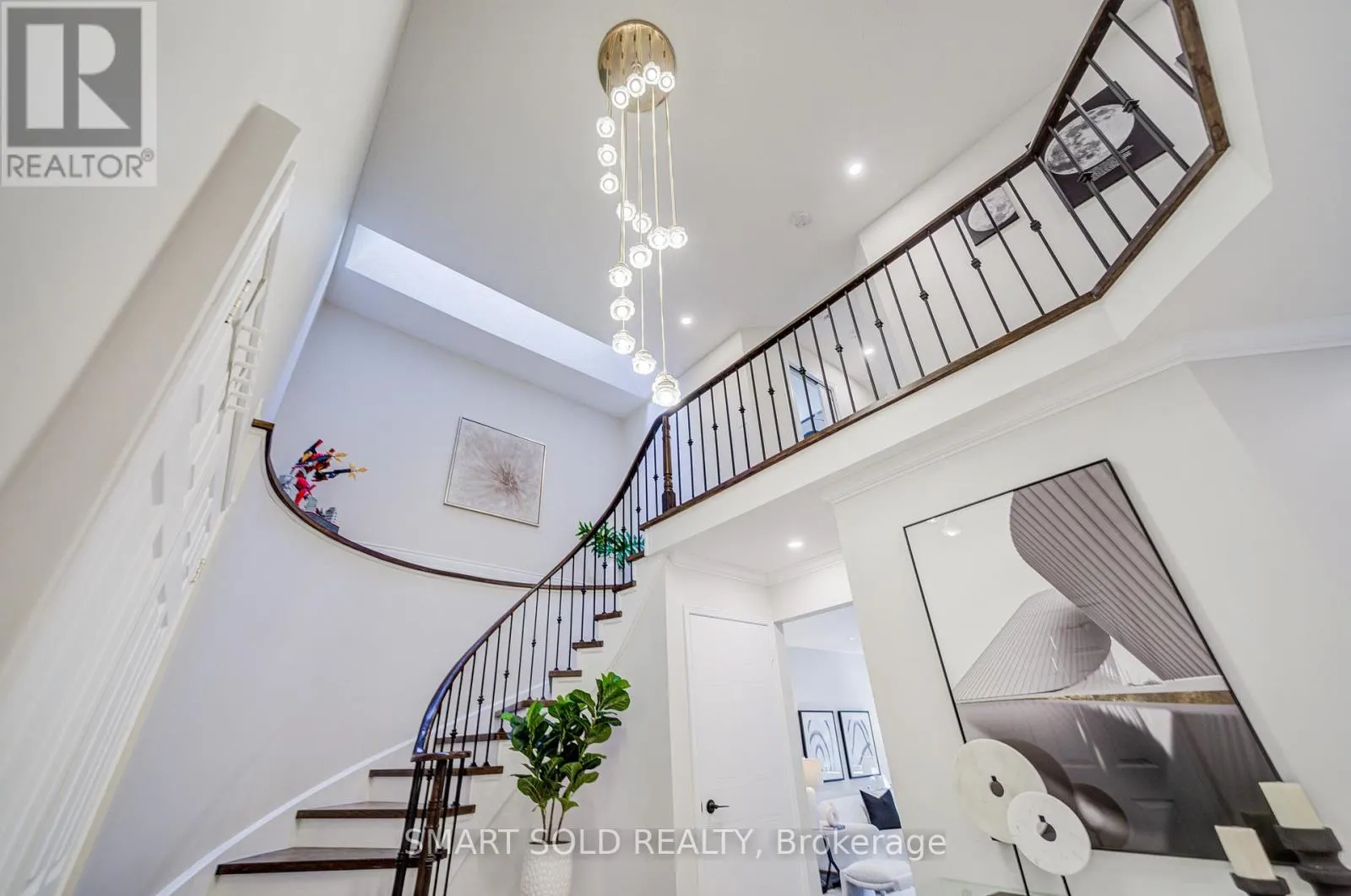 200 ROSEDALE HEIGHTS DRIVE