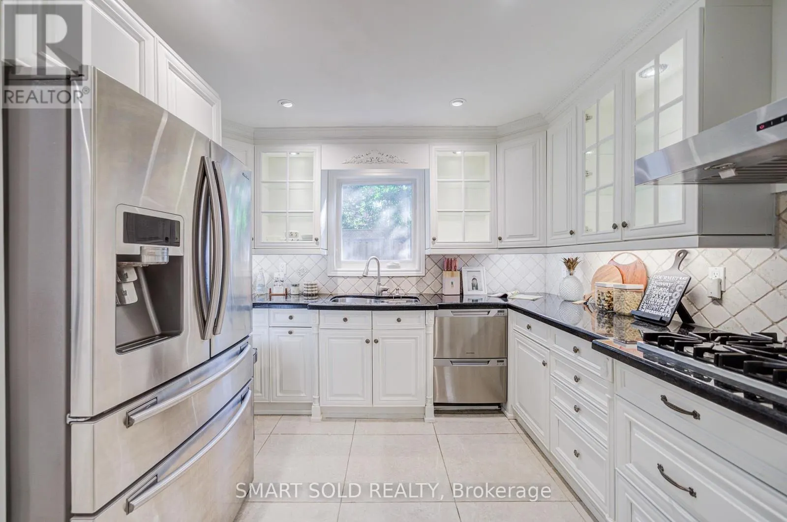 200 ROSEDALE HEIGHTS DRIVE