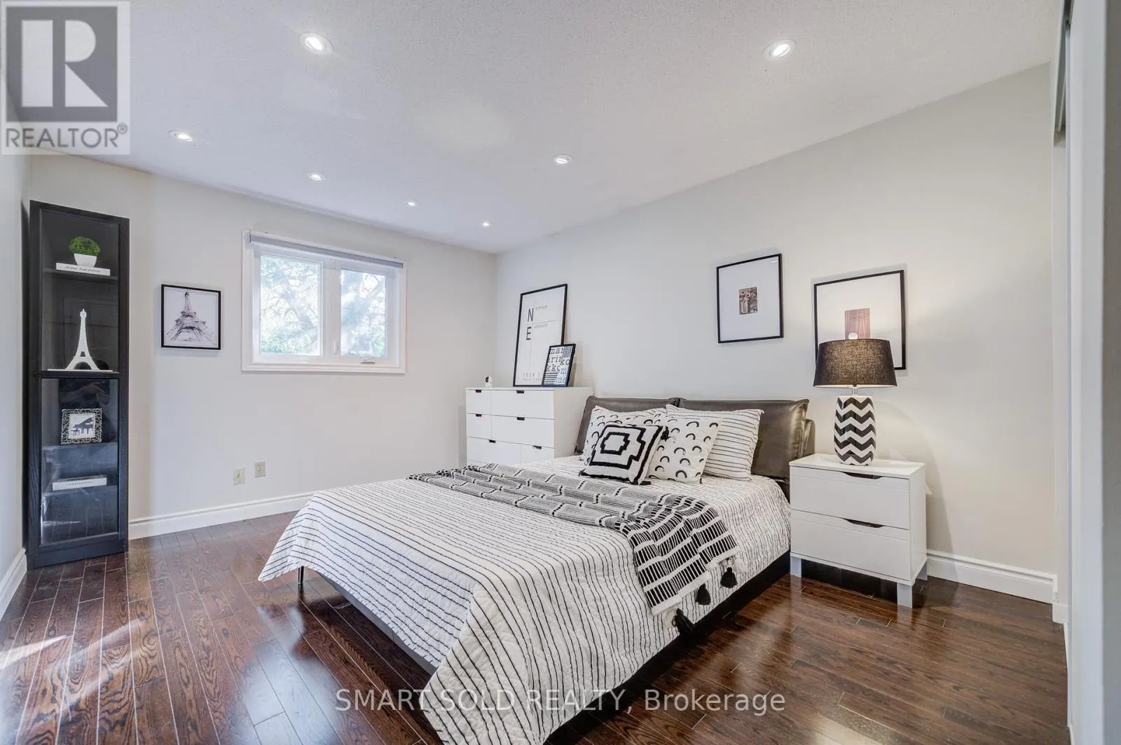 200 ROSEDALE HEIGHTS DRIVE