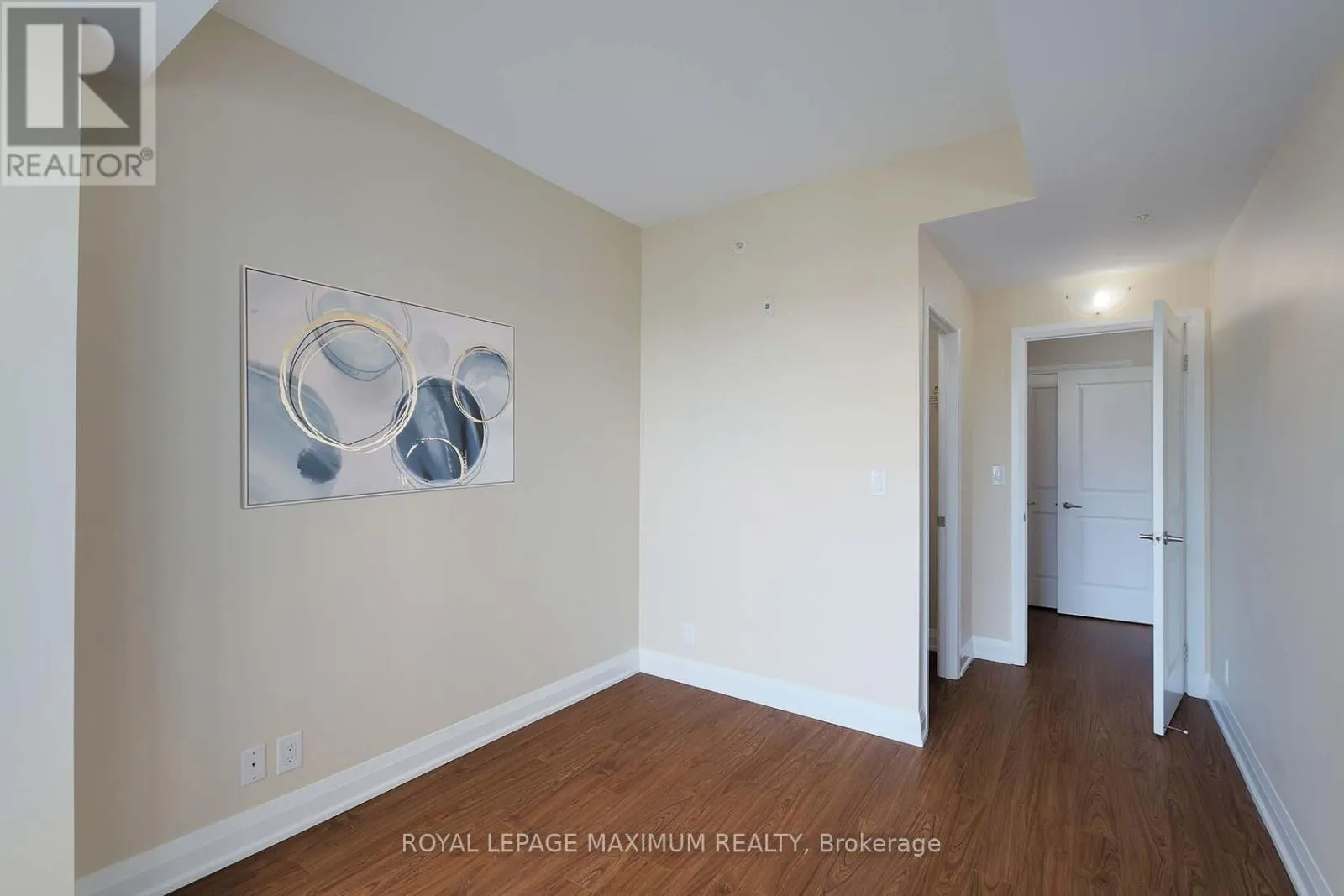 312 - 12 WOODSTREAM BOULEVARD