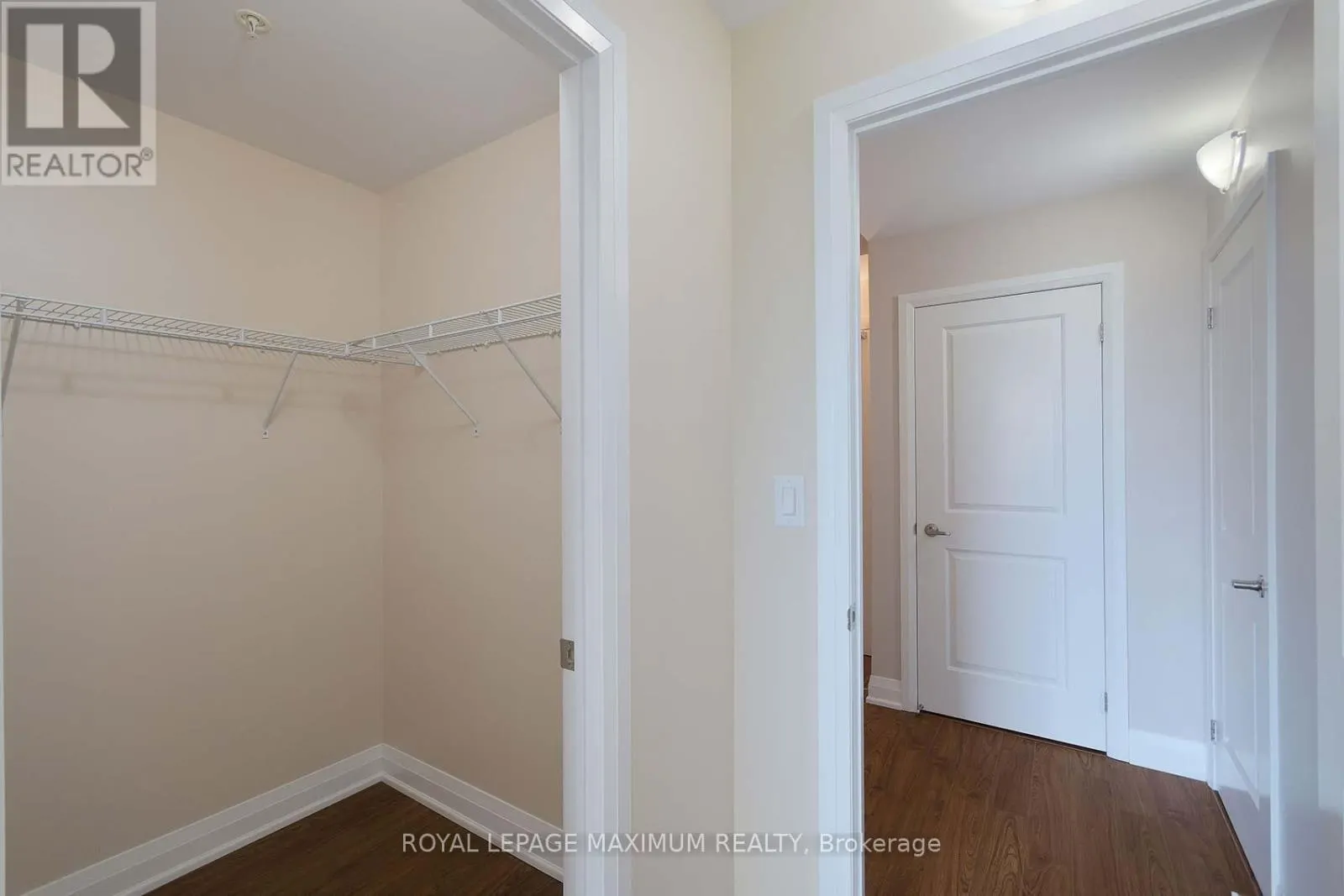 312 - 12 WOODSTREAM BOULEVARD