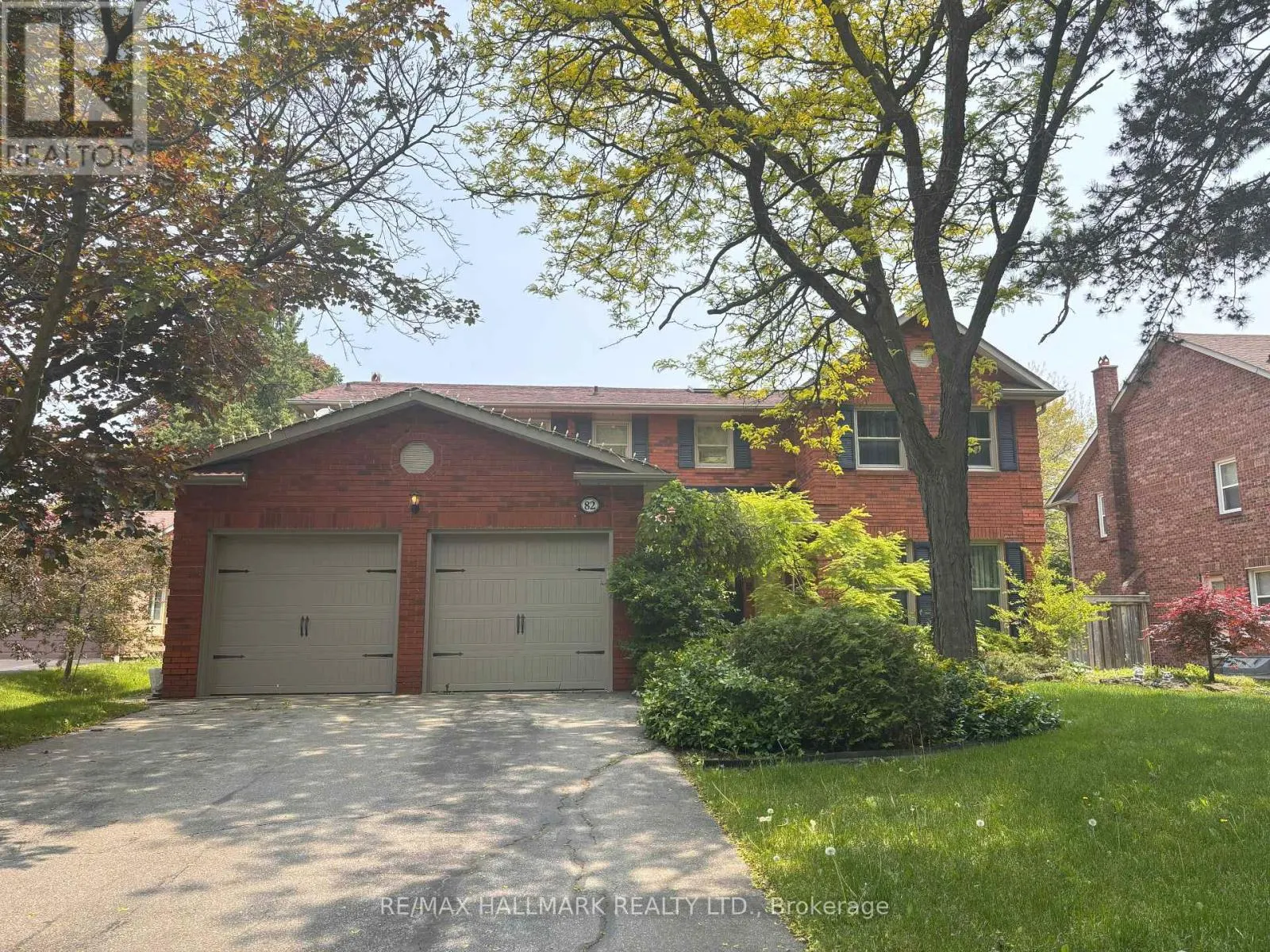 82 WINDERMERE CRESCENT S