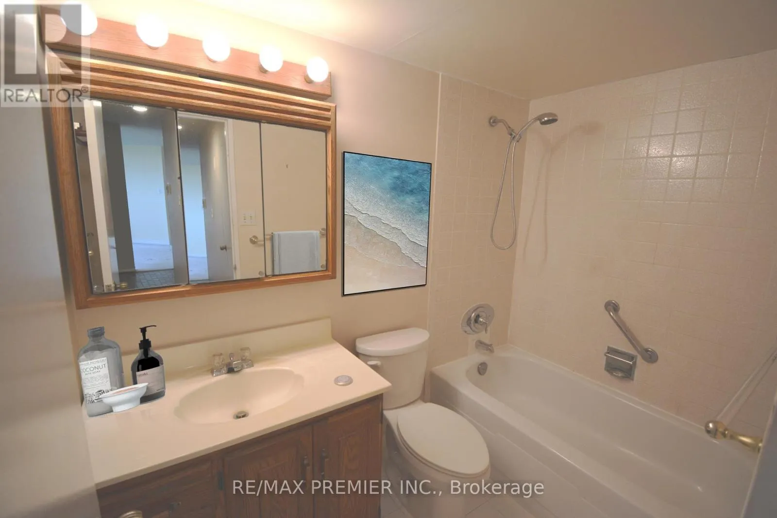 1002 - 7811 YONGE STREET
