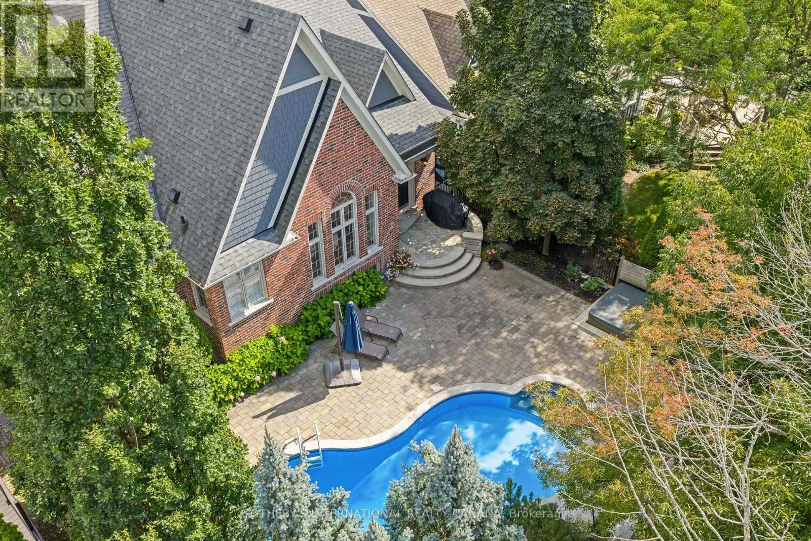 8 HARPER HILL ROAD