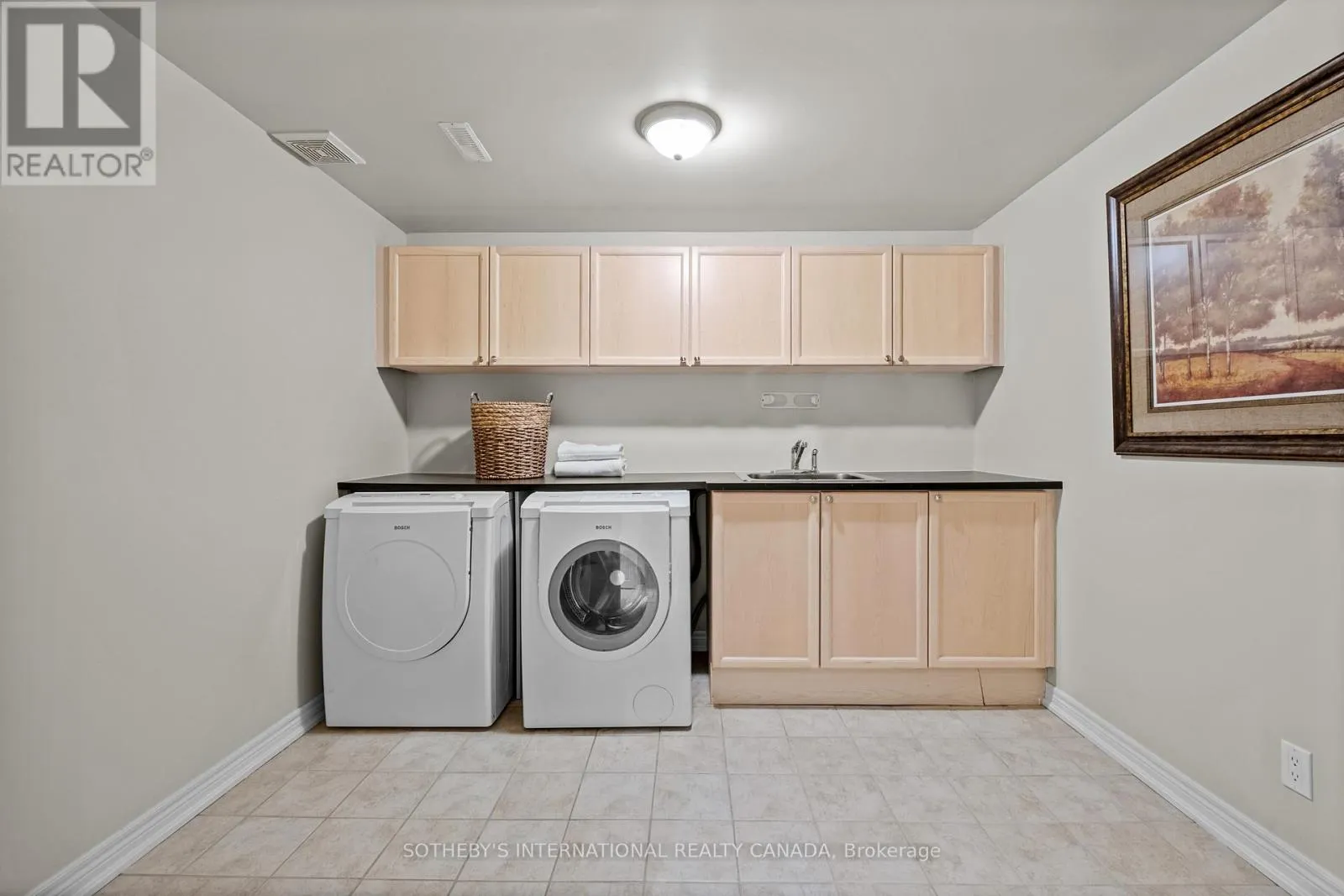 8 HARPER HILL ROAD