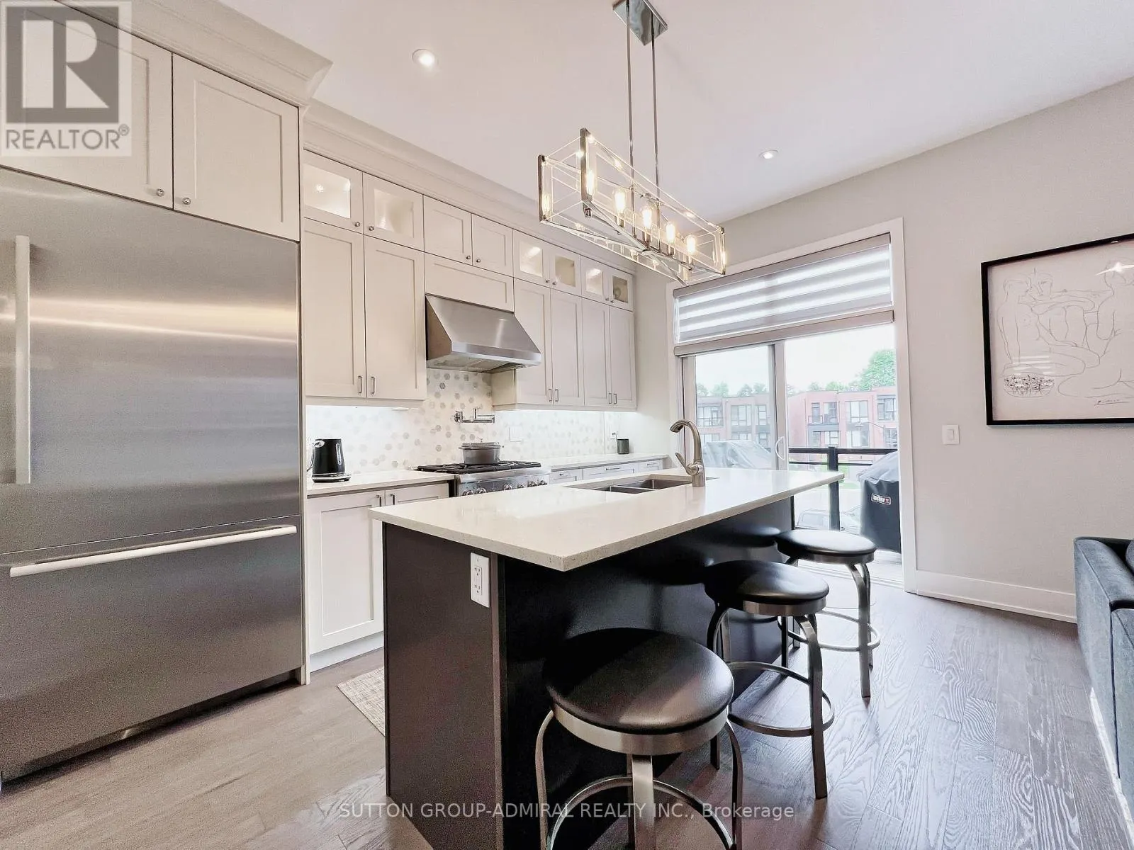 4 SABLE ROAD