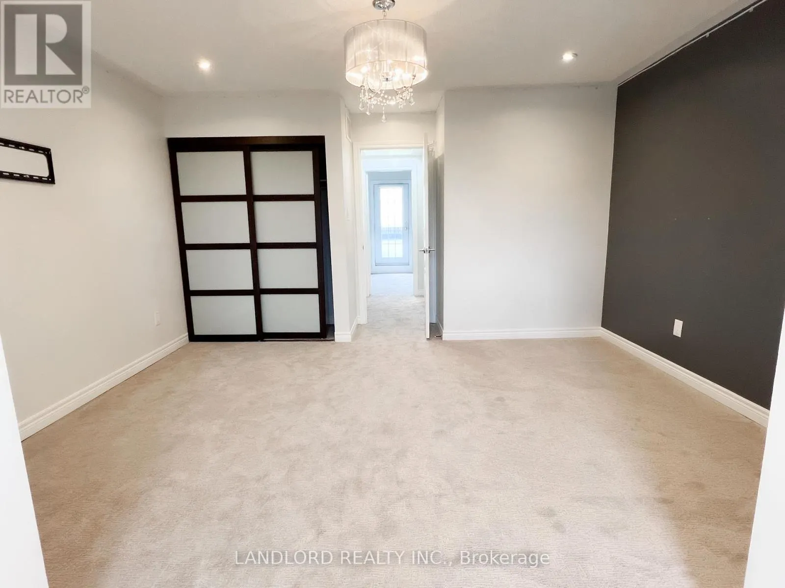 33 BENSON AVENUE