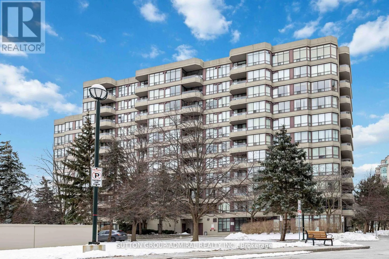 412 - 81 TOWNSGATE DRIVE