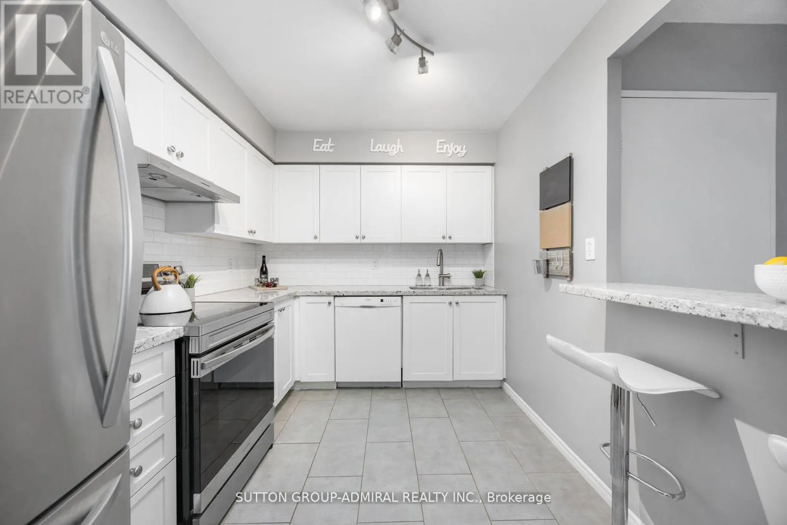 412 - 81 TOWNSGATE DRIVE