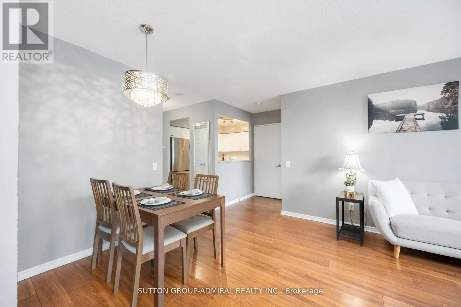 412 - 81 TOWNSGATE DRIVE