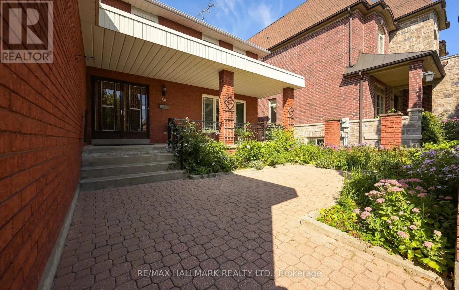 30 OAK AVENUE