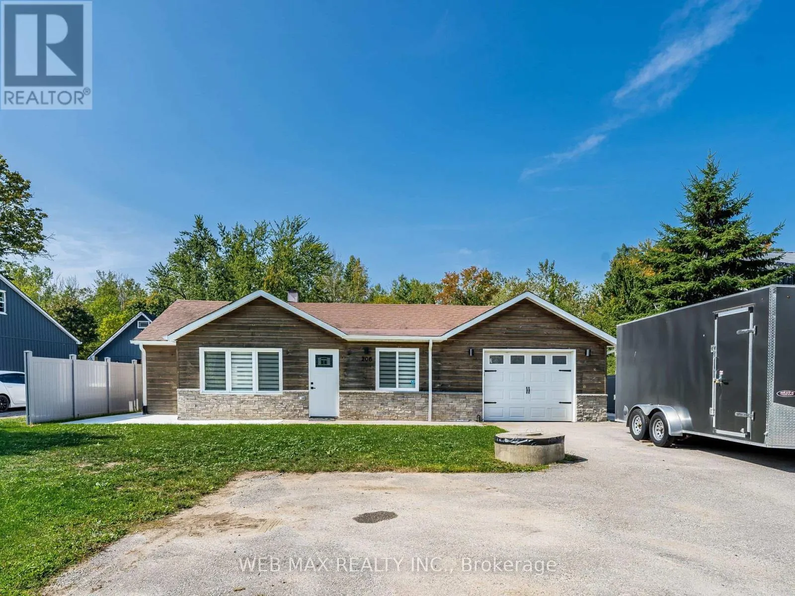 206 PARKVIEW DRIVE