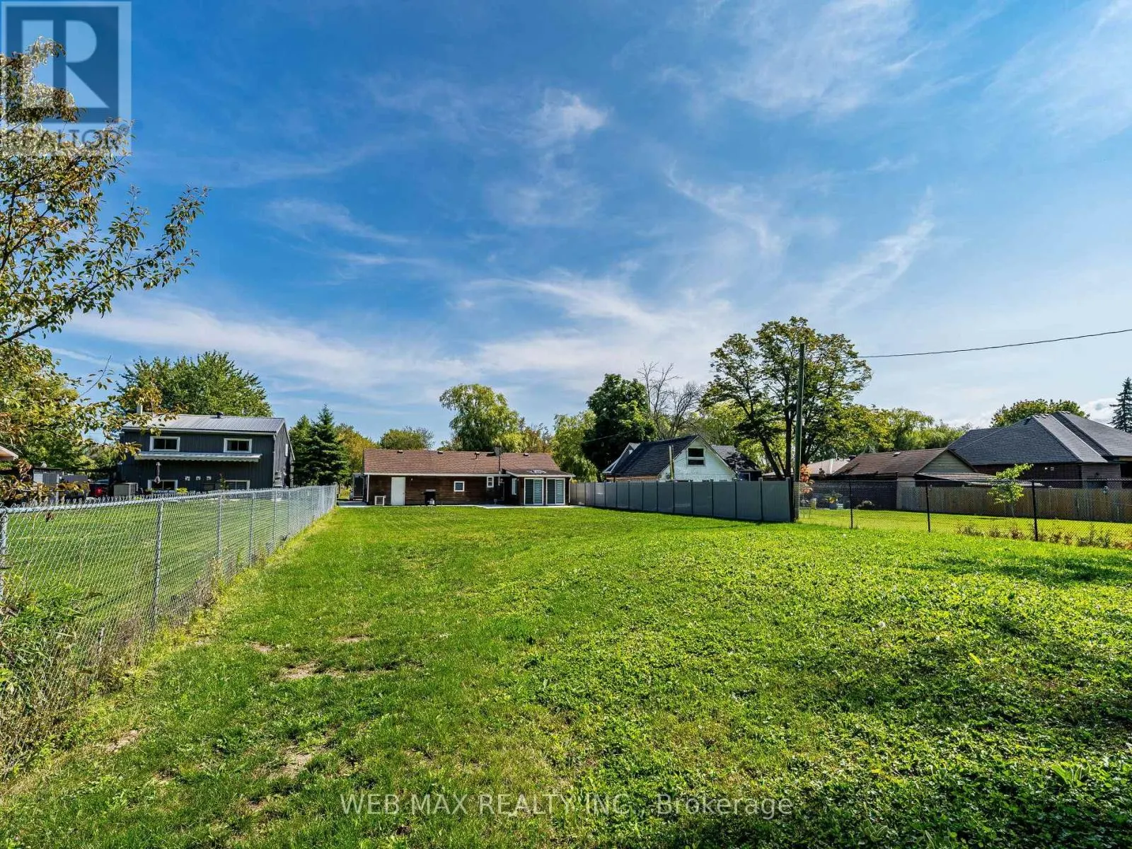 206 PARKVIEW DRIVE