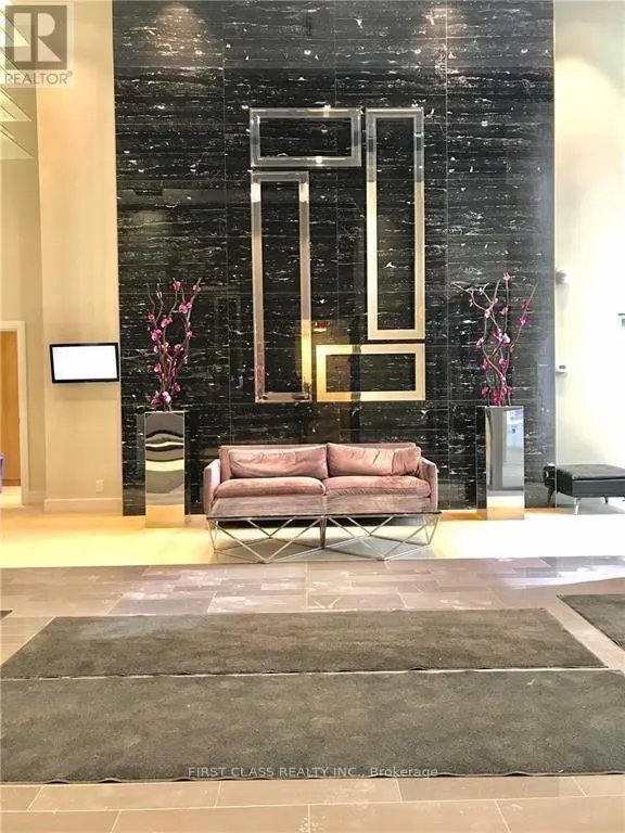 411 - 9199 YONGE STREET