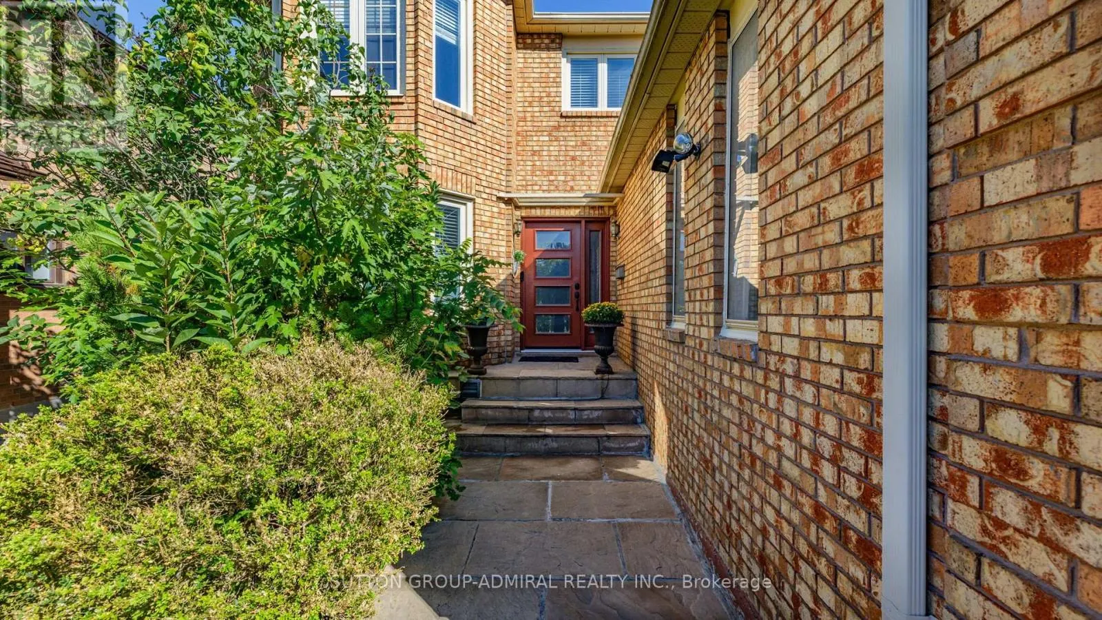 25 FLAMINGO ROAD