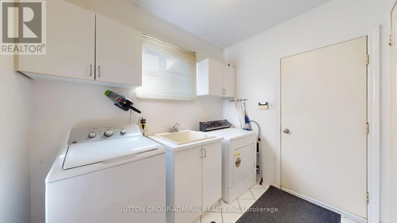 25 FLAMINGO ROAD