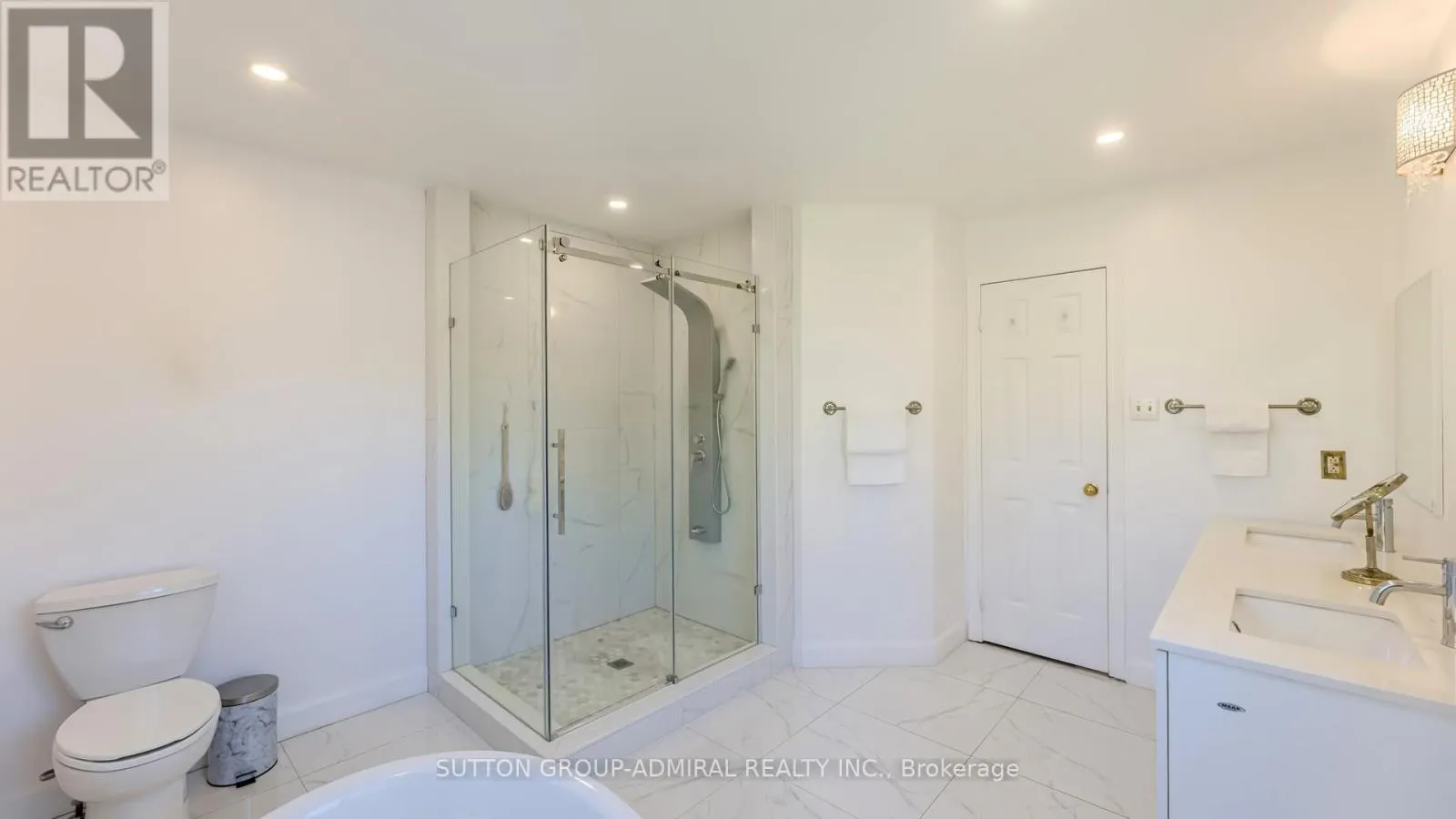 25 FLAMINGO ROAD