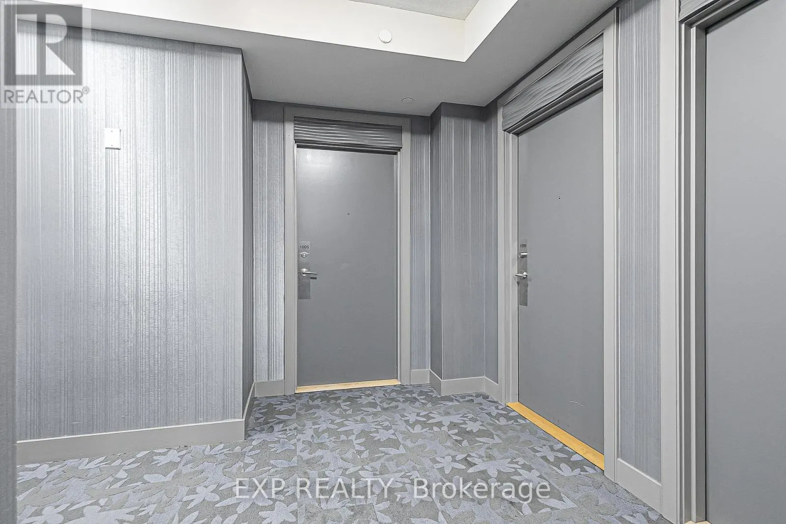 1005 - 9608 YONGE STREET