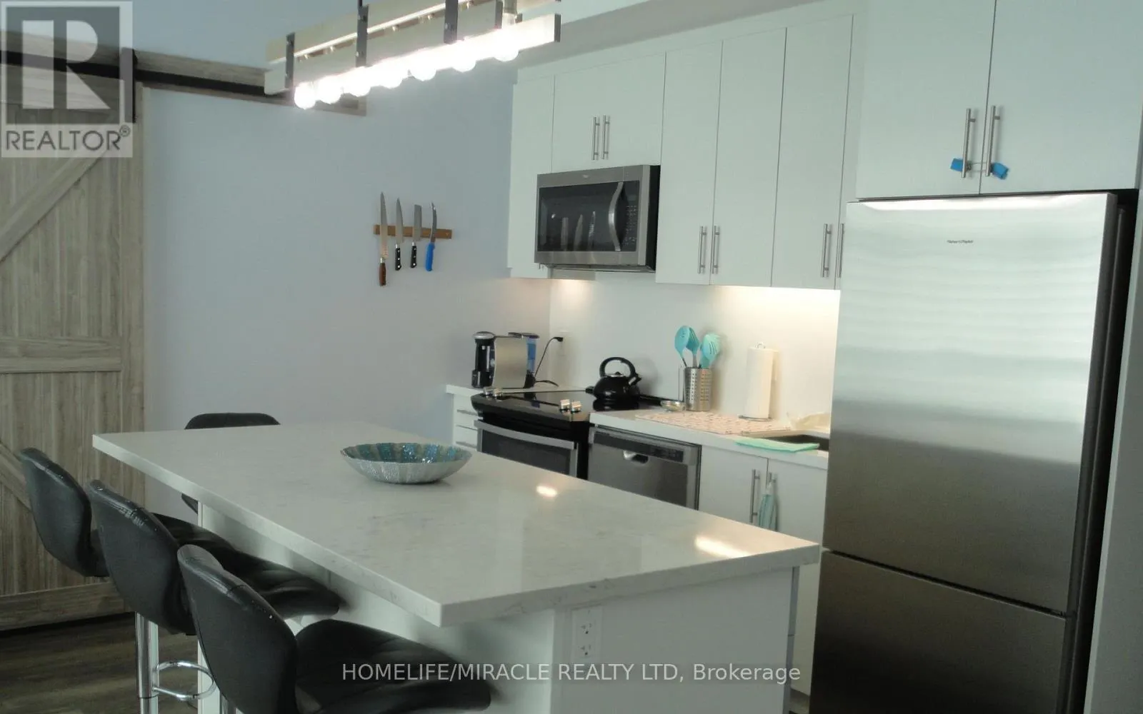 C410 - 301 SEA RAY AVENUE