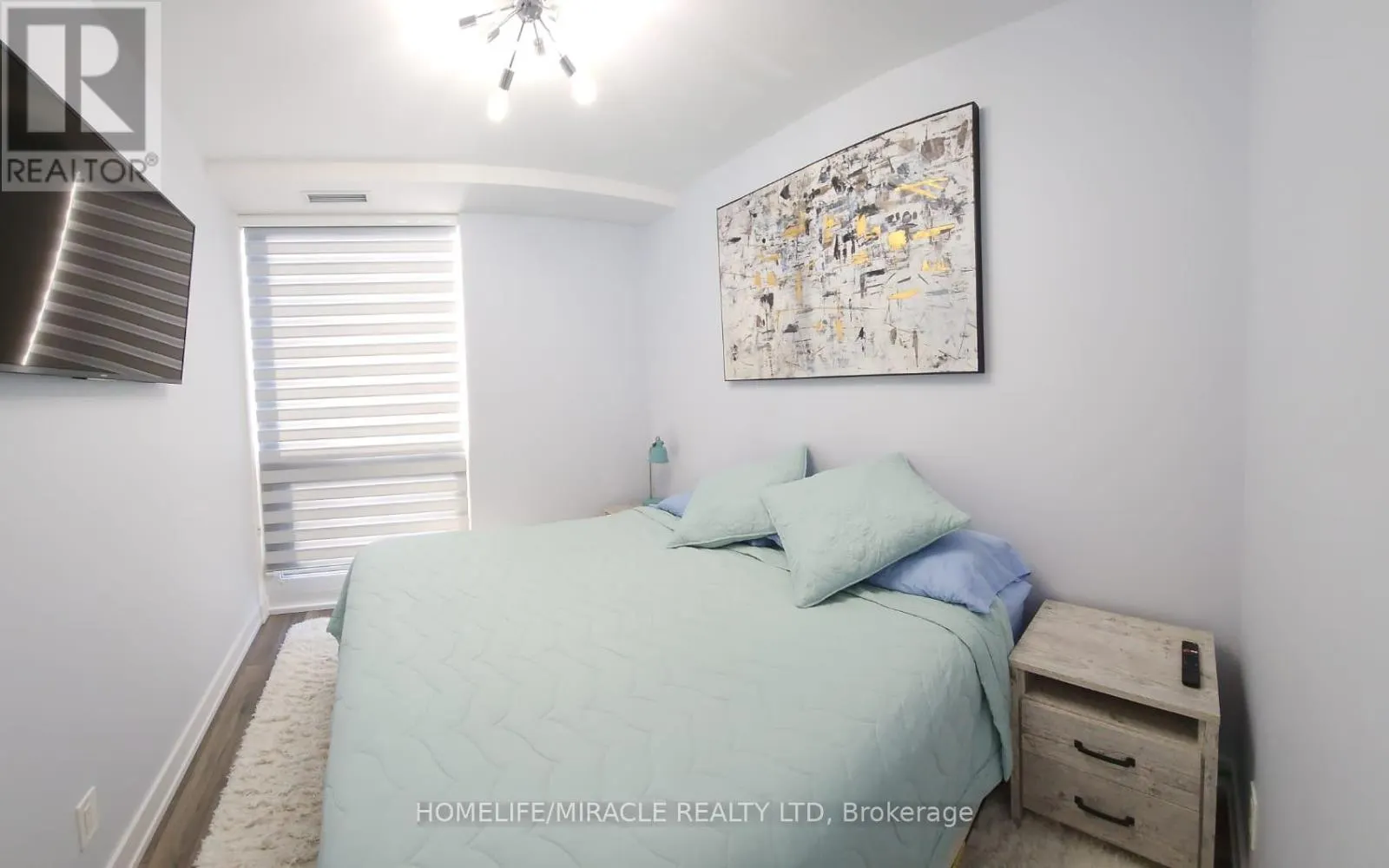 C410 - 301 SEA RAY AVENUE