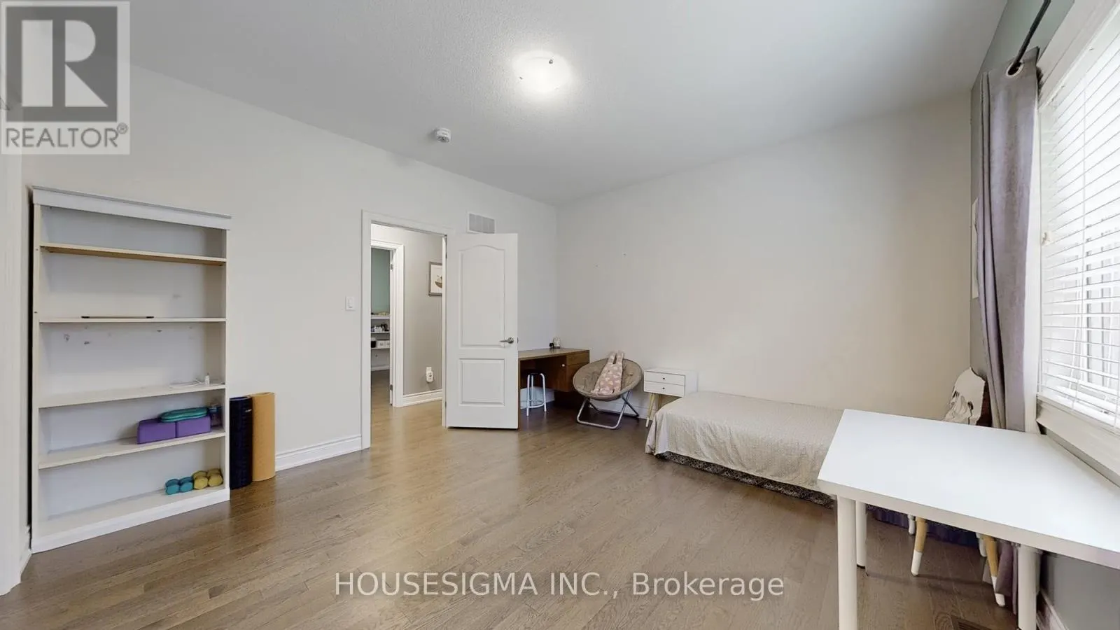 25 DEER PASS ROAD