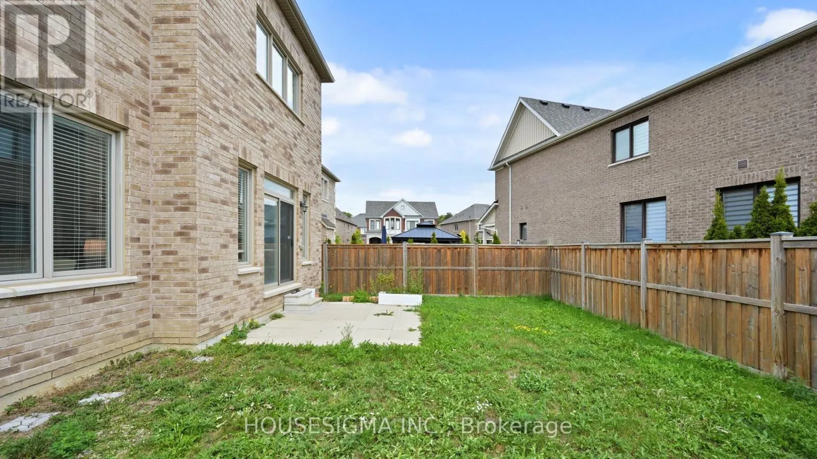 25 DEER PASS ROAD
