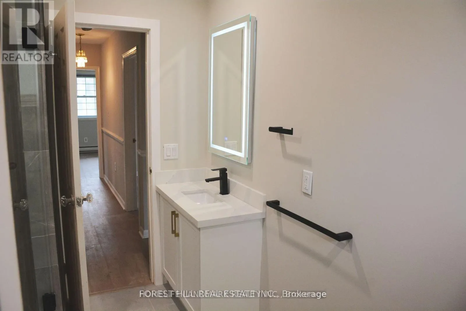15 BANFIELD AVENUE